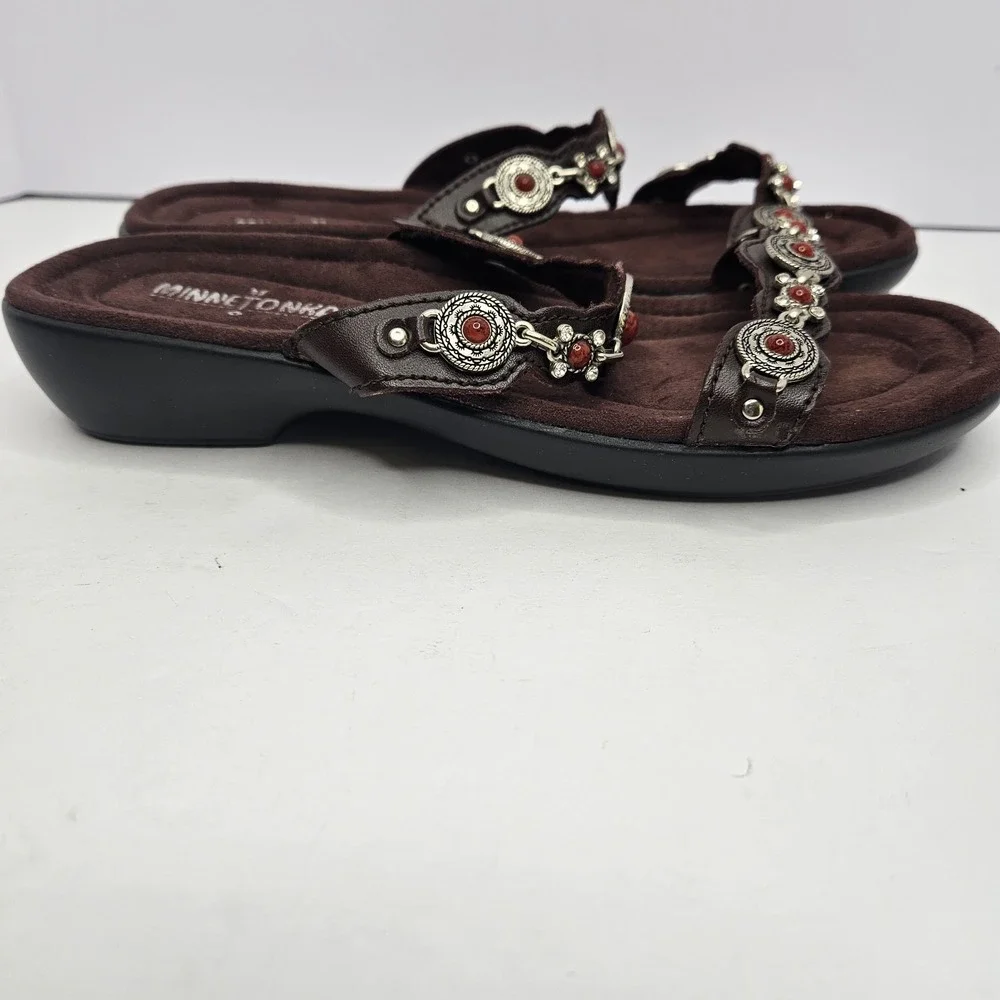 Minnetonkia Sandels Brown Leather Size 8 Heel To Toe‎ 10.5
